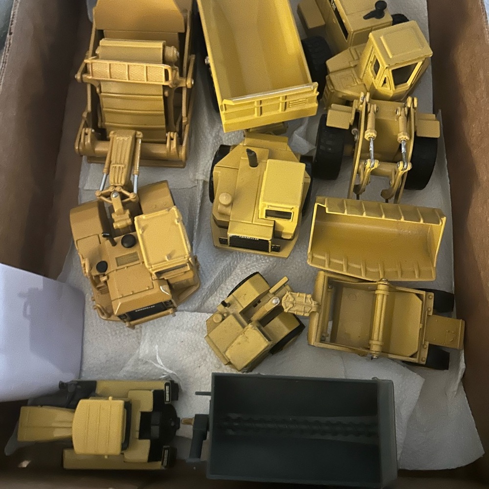 Yellow Construction Toy Set